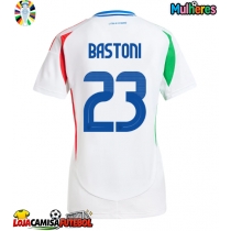 Camisa de Futebol Itália Alessandro Bastoni #23 Equipamento Secundário Mulheres Europeu 2024 Manga Curta